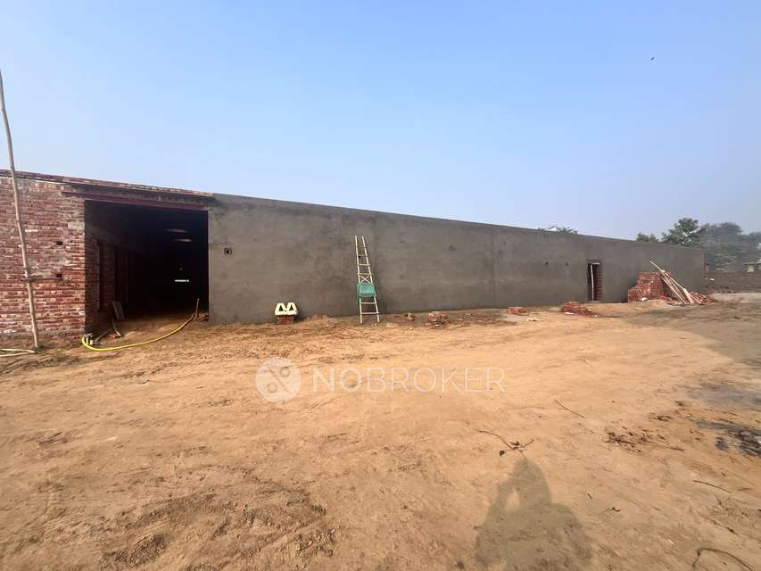 Shop in Sector 75, Gurgaon for Rent 