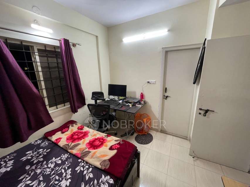 Single Room for Male In 3 BHK  In Gokulam Apartment , Horamavu In Horamavu