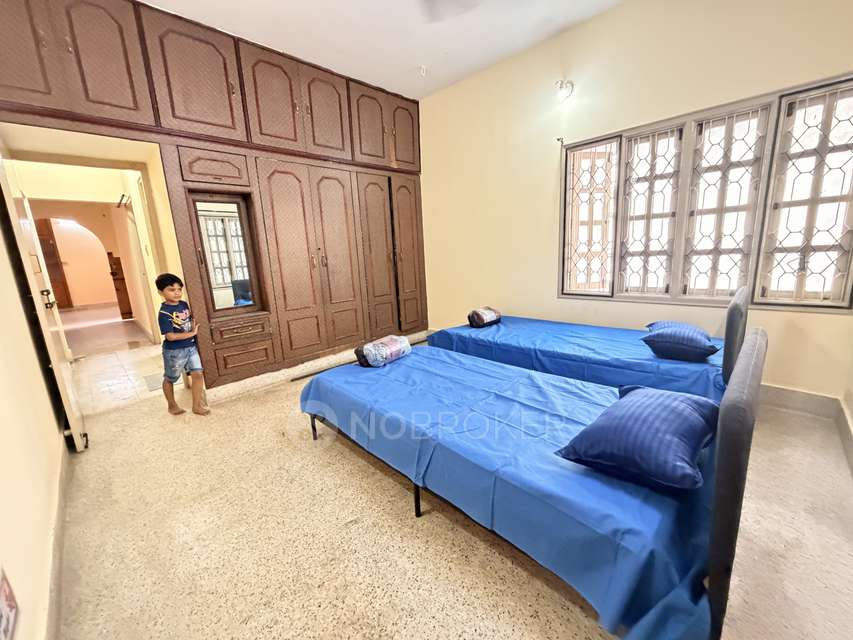 PG for Girls in Jalahalli East