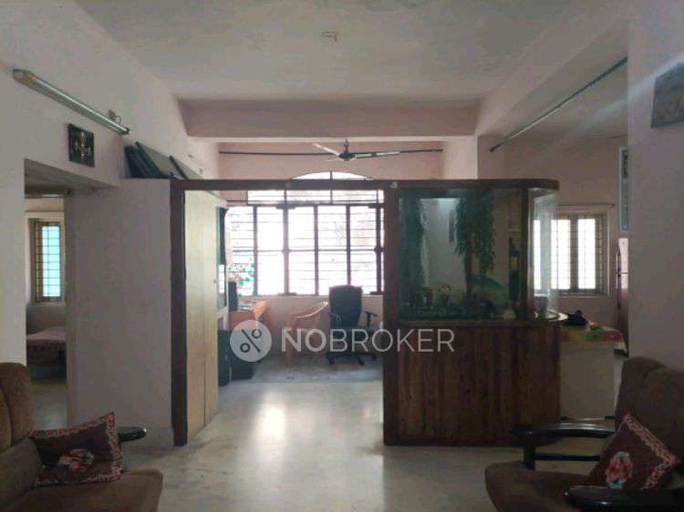 2 BHK Flat In Prashanti Nilayam, Lic Colony For Sale  In Mehdipatnam