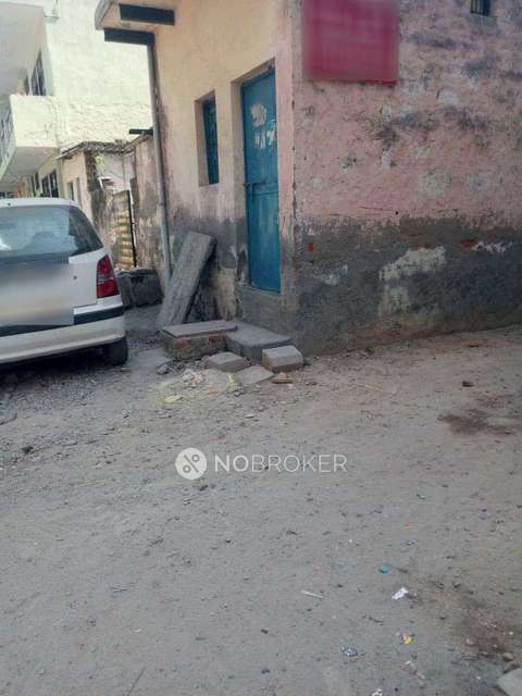 1 RK Flat In Standalonebuilding for Rent  In Sector 52