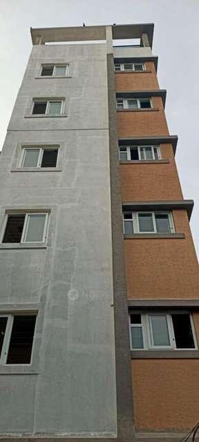 2 BHK Flat In Sravanthi For Sale  In Kodambakkam