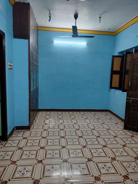2 BHK House for Rent  In 44vr+59r, 5th St, Mullai Nagar, Thirumullaivoyal, Chennai, Tamil Nadu 600062, India