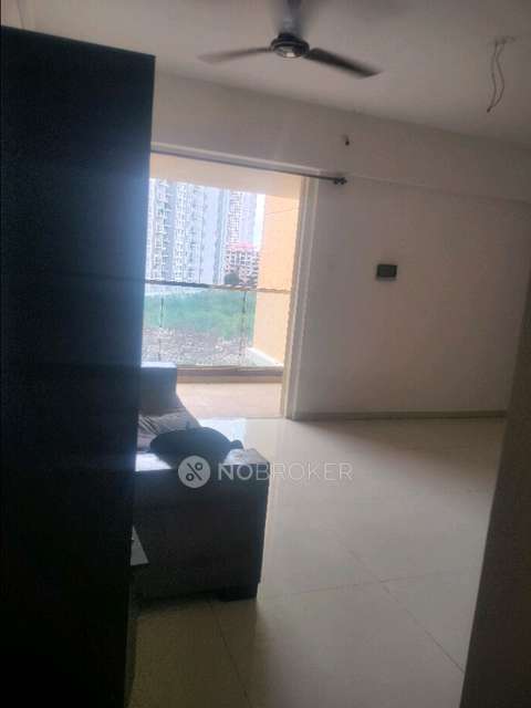 Shared Room for Female In 2 BHK  In Zen Estate In Kharadi,