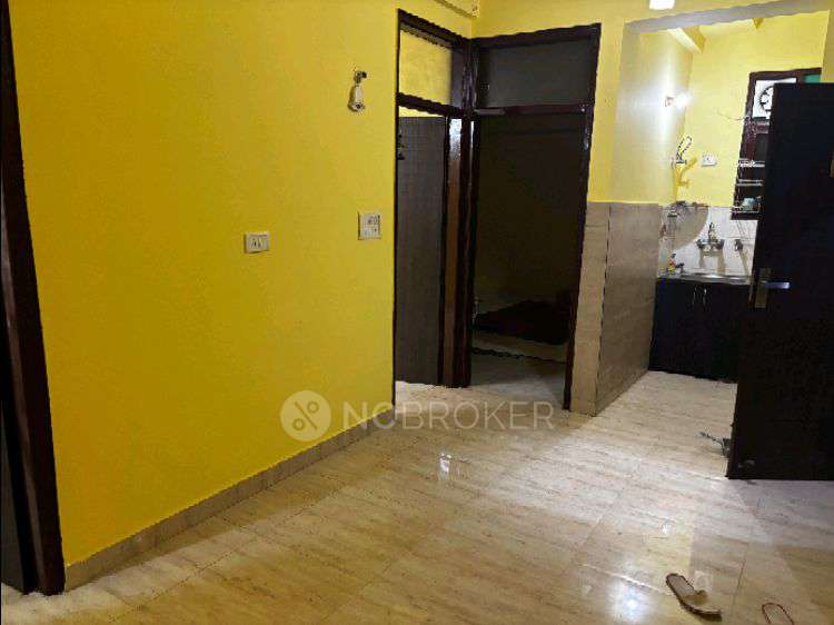 2 BHK House for Rent  In 899, Shakti Khand 4 Indrapuram