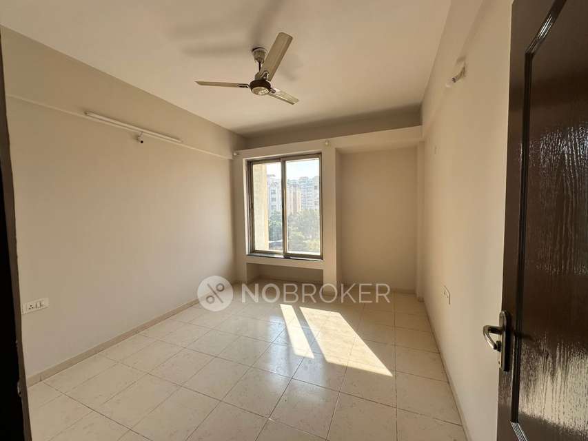 3 BHK Flat In Nyati Grandeur Chs for Rent  In Undri