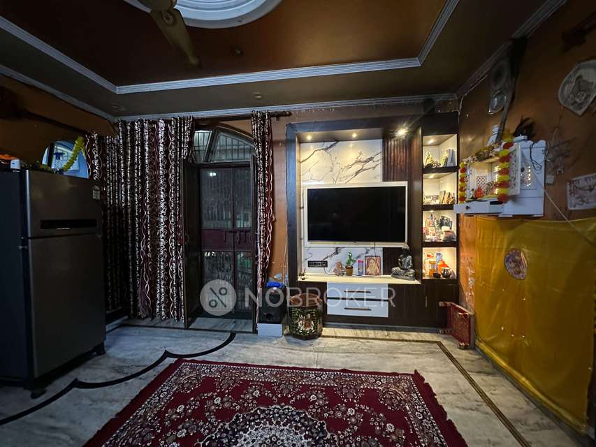 2 BHK Flat For Sale In Shahdara