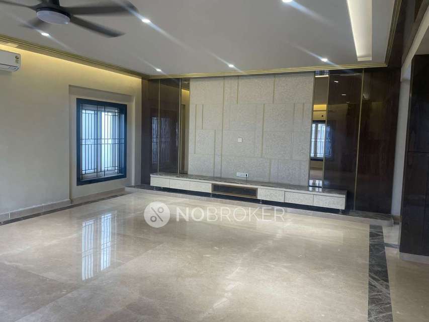4 BHK Flat In Shanti Champa for Rent  In Hsr Layout