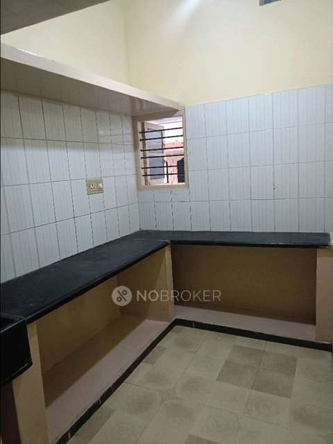 1 BHK House for Rent  In B.k.circle, 64, 7th Cross Rd, Venkateshwara Layout, 8th Phase, J. P. Nagar, Bengaluru, Kothnur, Karnataka 560076, India