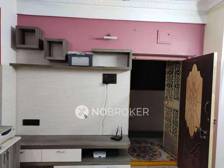 2 BHK Flat In Gandhi Estates, Block %27a%27 For Sale  In Serilingampally