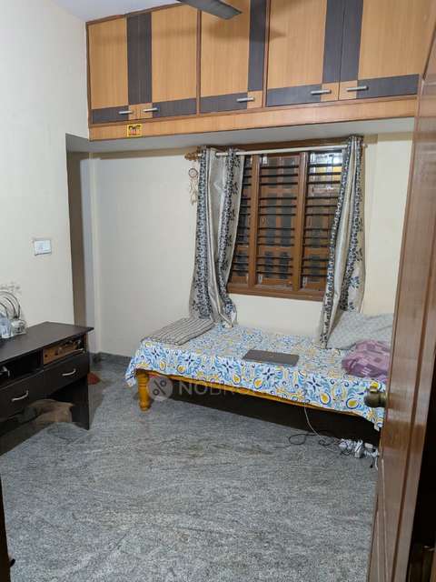 Single Room for Male In 2 BHK  In Standalone Building  In Jayanagar