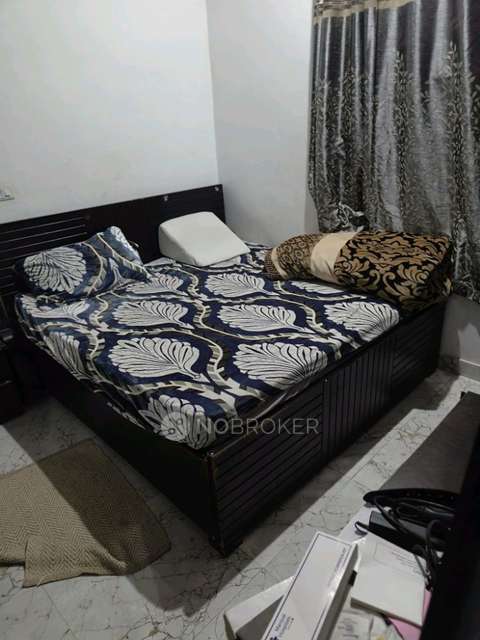 PG for Girls in Ashok Vihar Phase Iii Extension