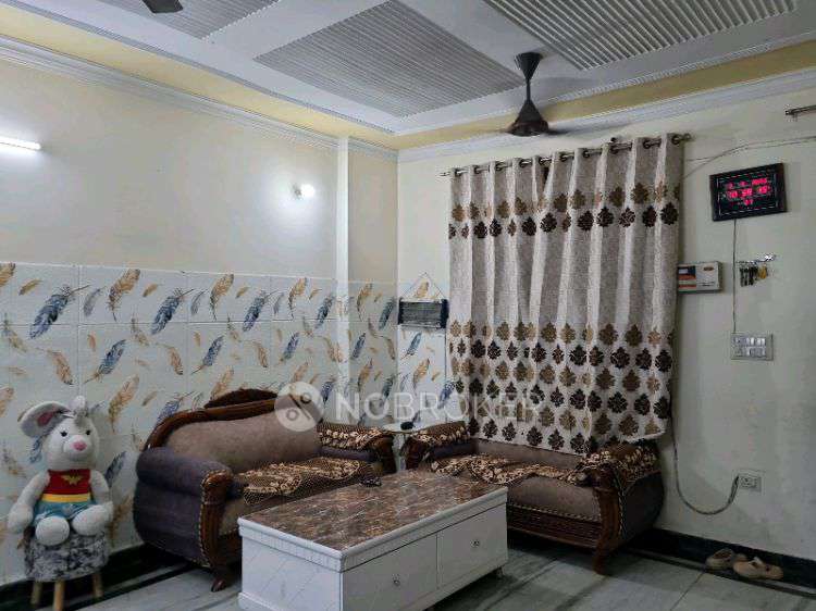 4 BHK Flat For Sale  In Uttam Nagar