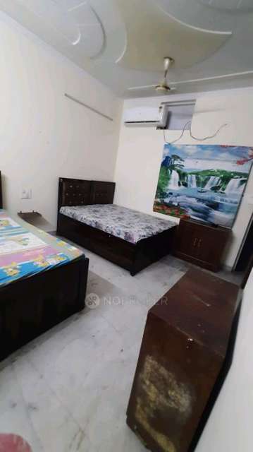 PG for Boys in Paschim Vihar