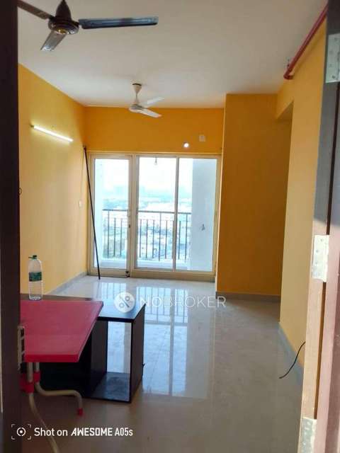 1 BHK Flat In Godrej Azure For Sale  In Padur