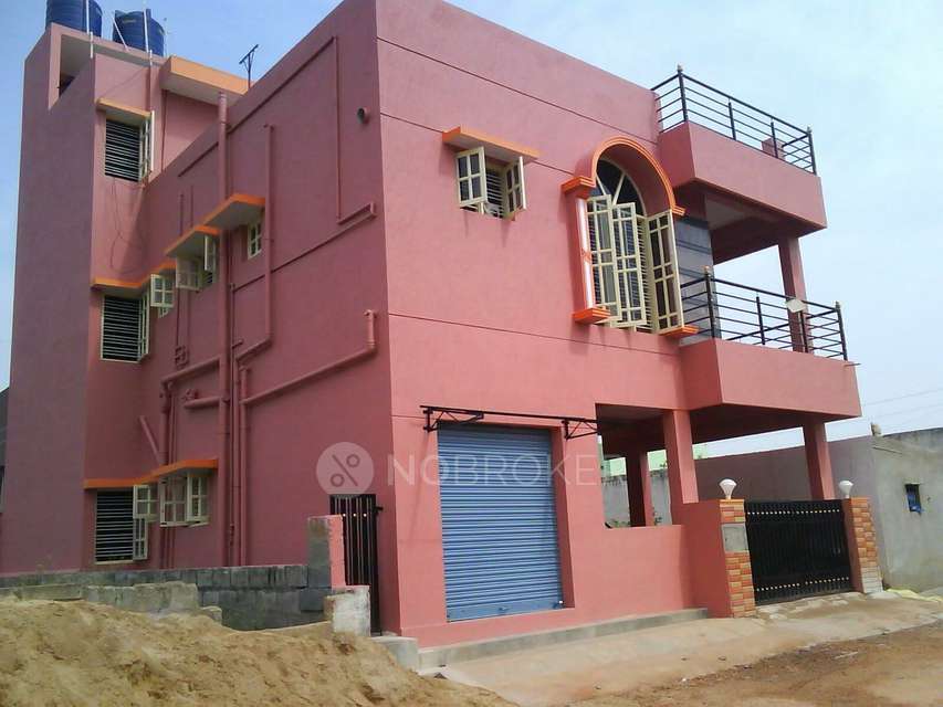 Plot For Sale  In Doctors Layout