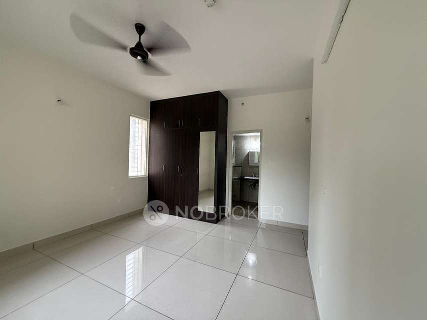 2 BHK Flat In Prestige Lakeside Habitat, Varthur for Rent  In Varthur