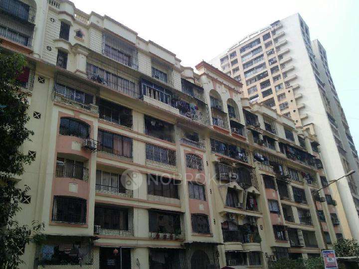 Single Room for Male In 2 BHK  In Lake Palace In Powai