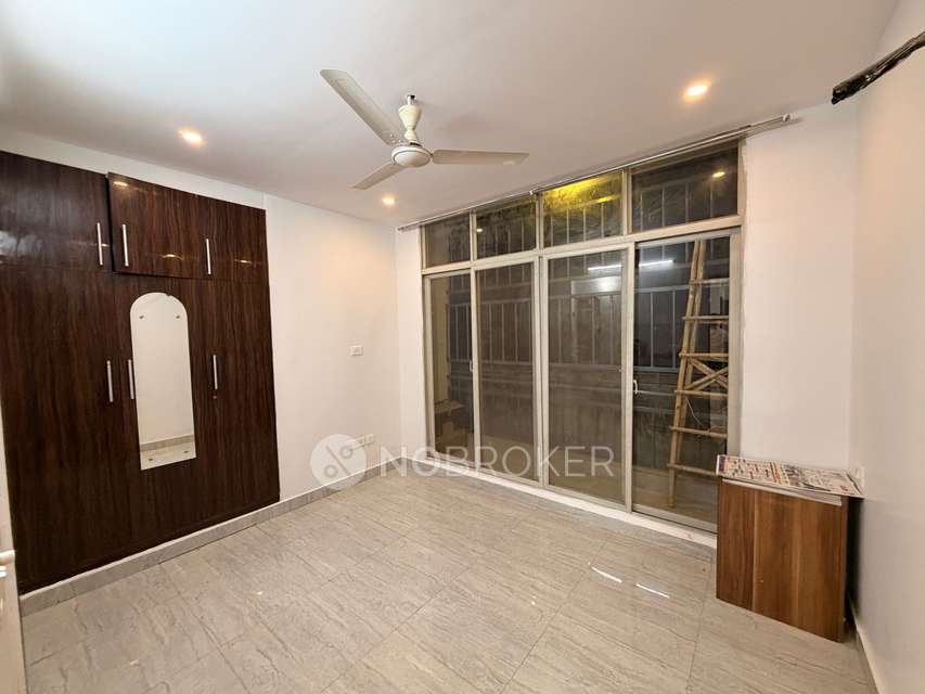 3 BHK Flat In Royal Residency  for Rent  In Gwal Pahari Police Station