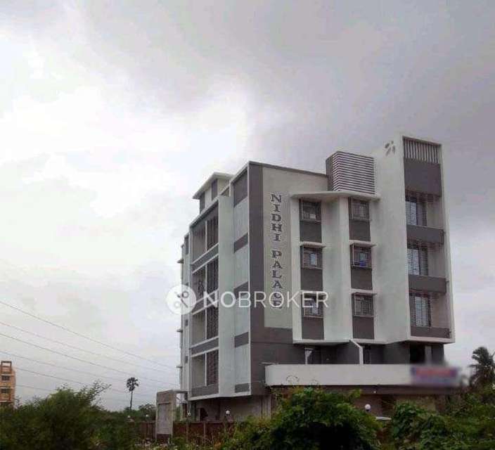 1 BHK Flat In Bhagawati Nidhi Palace For Sale  In Prabhadevi