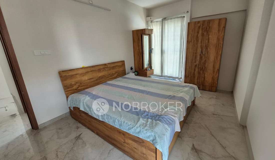 2 BHK Flat In Majestique Towers, Kharadi for Rent  In Kharadi