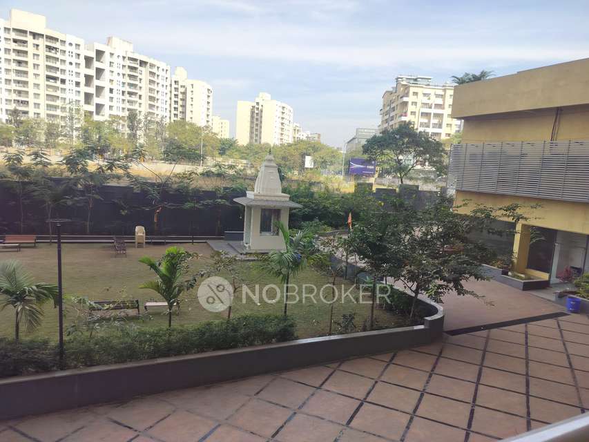 2 BHK Flat In Ganga Platino, Kharadi For Sale  In Kharadi