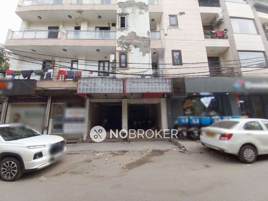 Shop in Bhogal, Delhi for sale