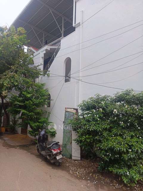 2 BHK House for Rent In Padiyanallur