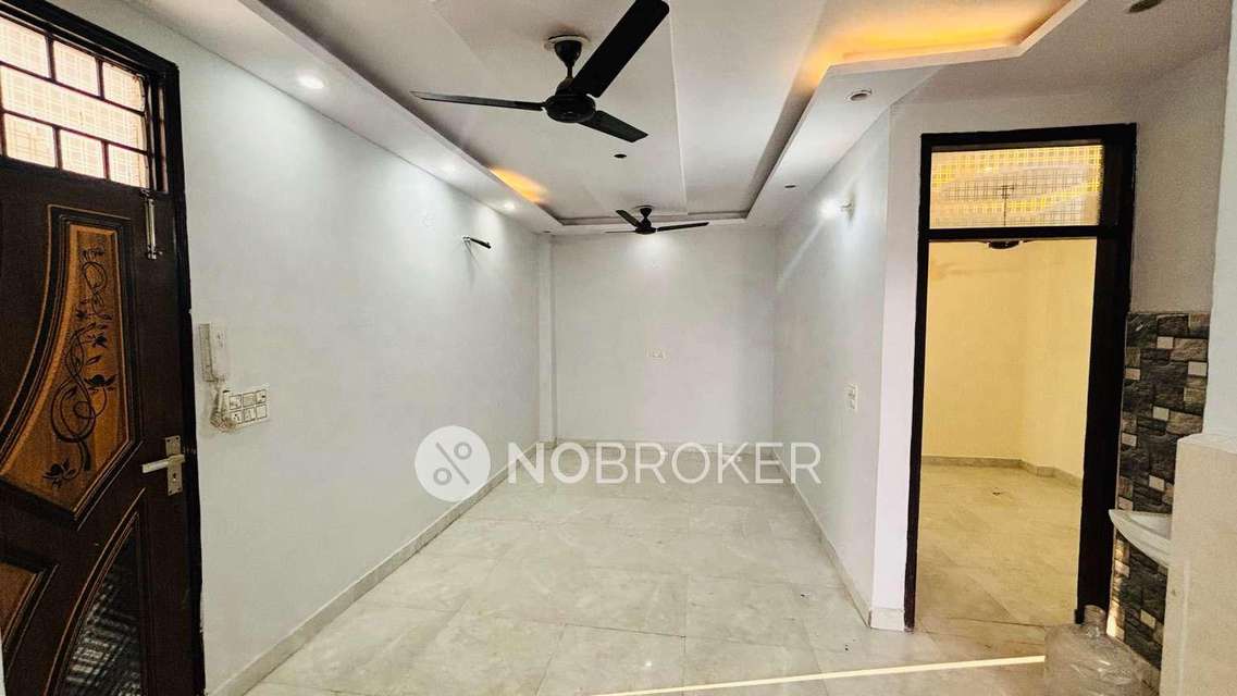 3 BHK Flat In Bal Udhyan for Rent  In Uttam Nagar