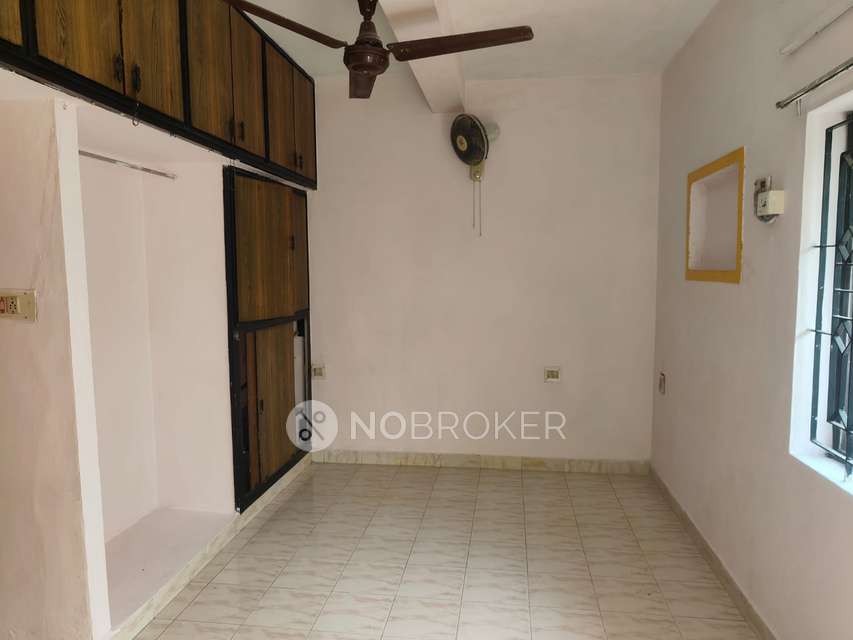 2 BHK Flat In Adithya Apartment For Sale  In Adyar