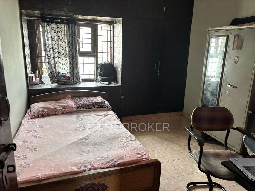 2 BHK Flat In Gayatri Srinivasa Vihar for Rent  In  Kothapet