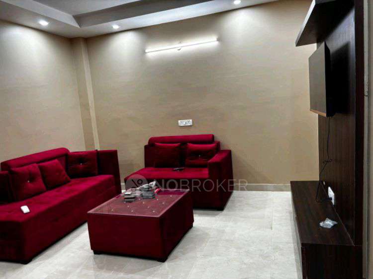 Single Room for Male In 2 BHK  In Dlf Phase 3 In Sector 24