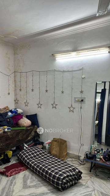 1 BHK Flat In Standalone Building  For Sale  In Green Park Extension