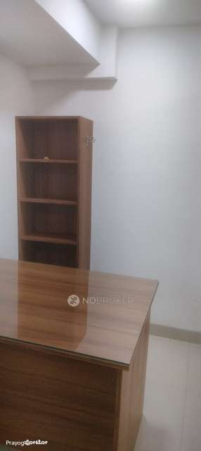 Co-Working  space in Grand Majestic Mall, Bangalore for Rent 