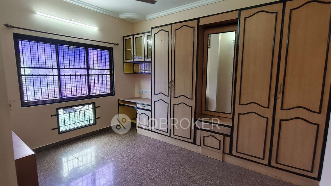 3 BHK Flat In Devi Vasantham Apartments for Rent  In Thiruvanmiyur