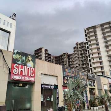 Showroom in Sector 88, Faridabad for sale 