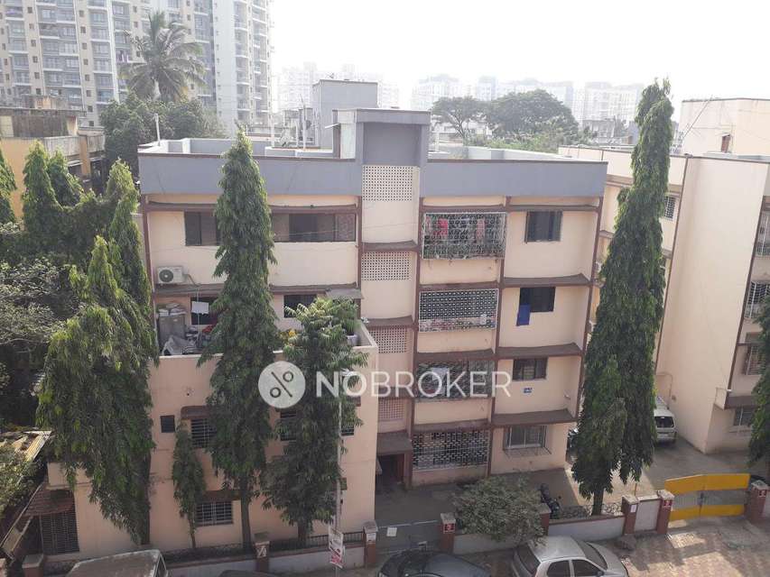 Single Room for  In 2 BHK  In Jagriti Society  In Pimpri-chinchwad