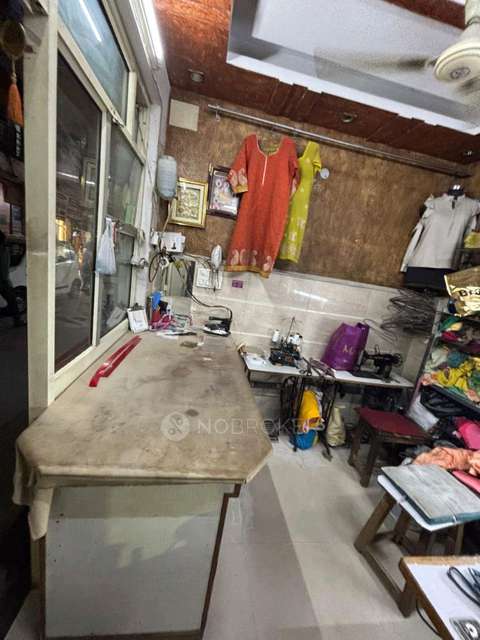 Shop in Fateh Nagar, Delhi for sale 
