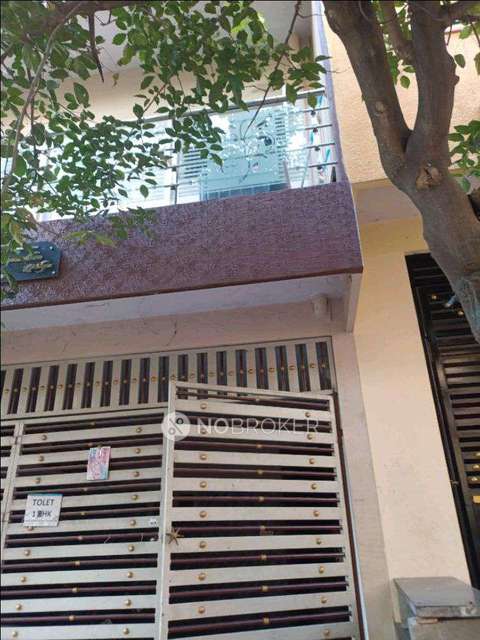 4+ BHK Flat In Standalone Building  For Sale  In Kurubrahalli