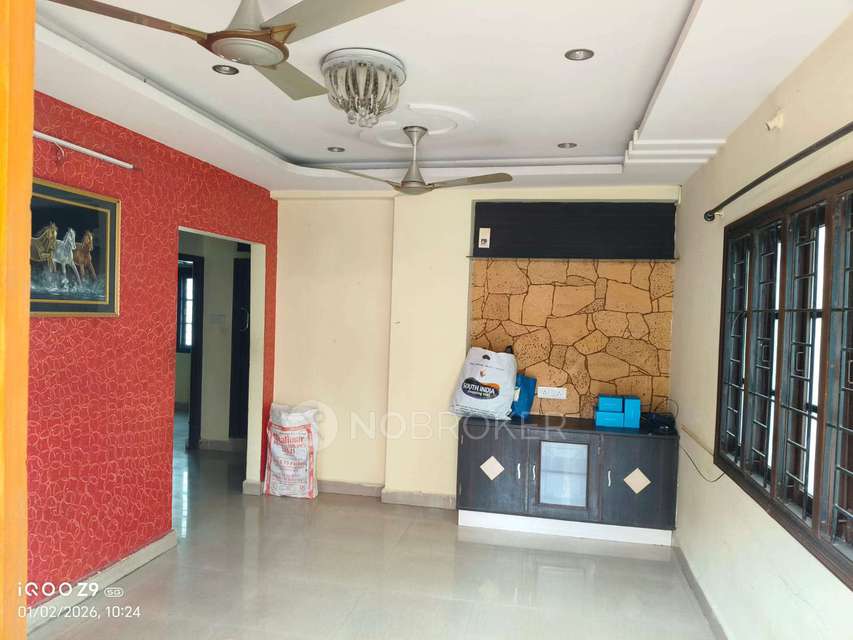 2 BHK Flat In Venkatadri Towers,  for Rent  In F9x3+fgj, Aman Colony, Pragathi Enclave, Miyapur, Hyderabad, Telangana 500049, India
