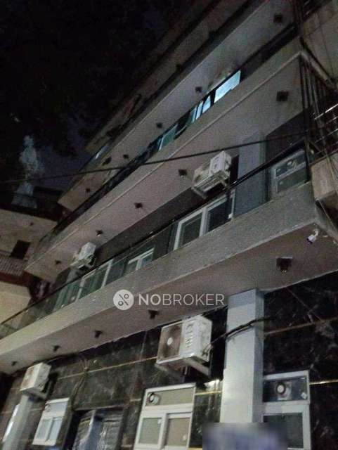 1 RK House for Rent  In Sector 43 