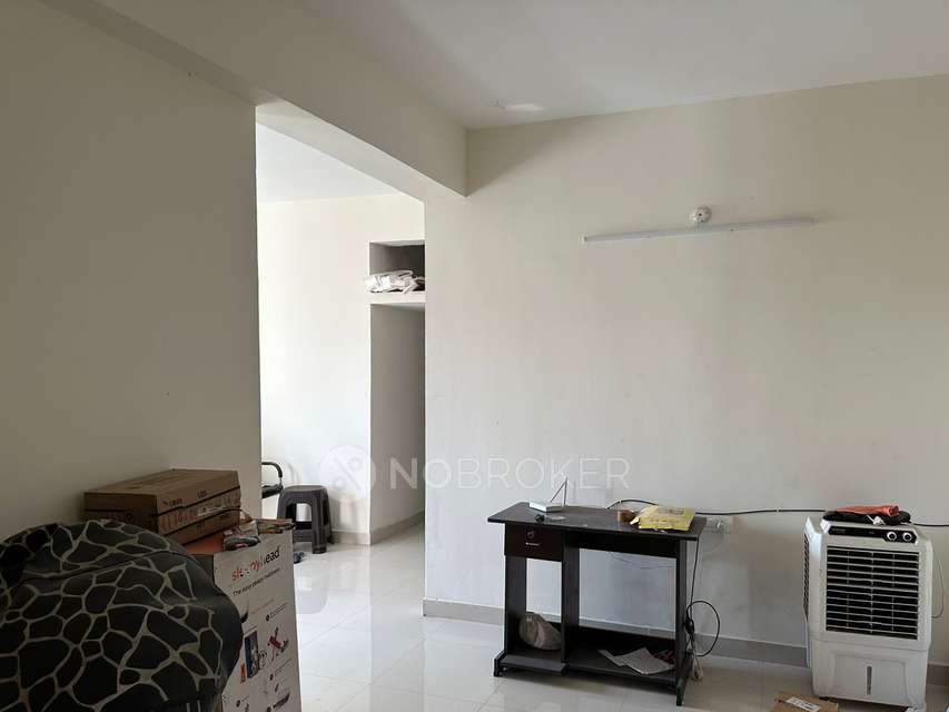2 BHK Flat In Green Tulasi Lake Front, Suraram For Sale  In Suraram