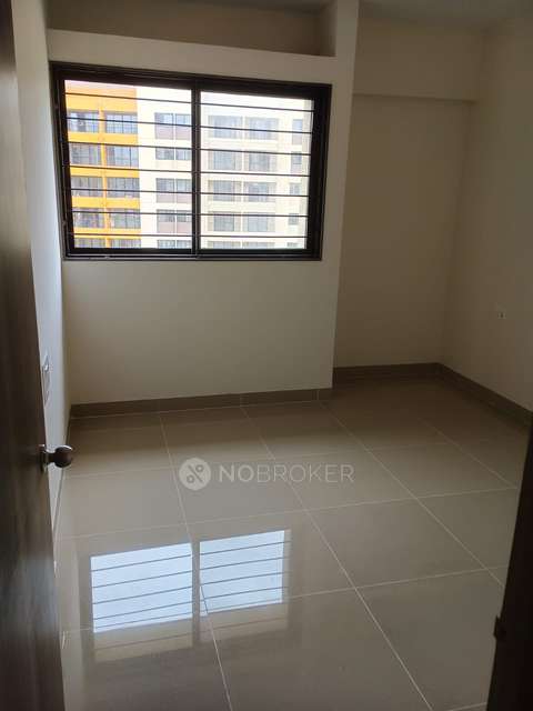 3 BHK Flat In Magarpatta Riverview Falcon Towers for Rent  In Loni Kalbhor