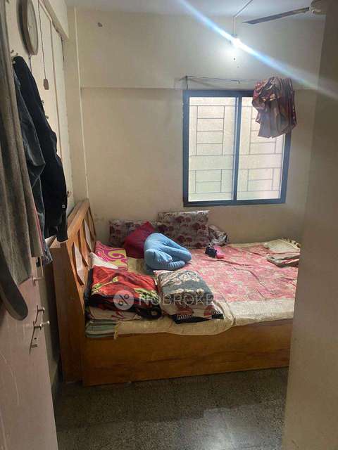 1 BHK Flat In Mantri Niketan Building for Rent  In Dapodi