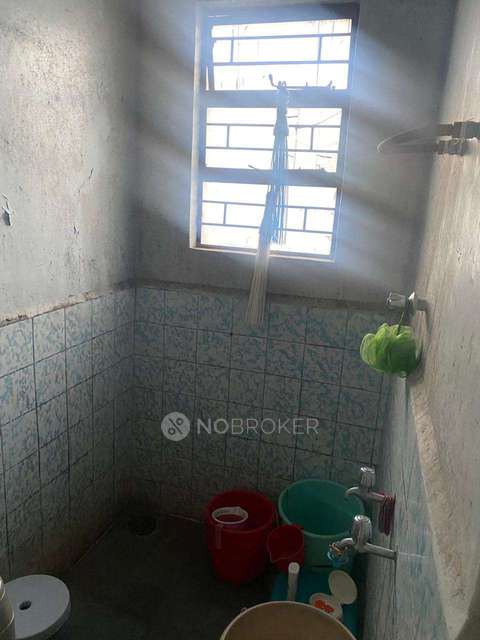 1 BHK Flat In Mantri Niketan Building for Rent  In Dapodi