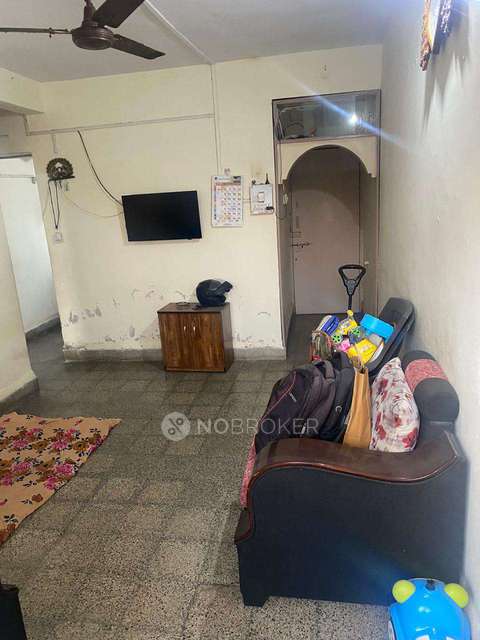 1 BHK Flat In Mantri Niketan Building for Rent  In Dapodi