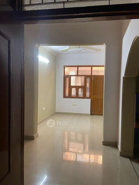 1 BHK Flat In Mohan Meakin Society for Rent  In Vasundhara