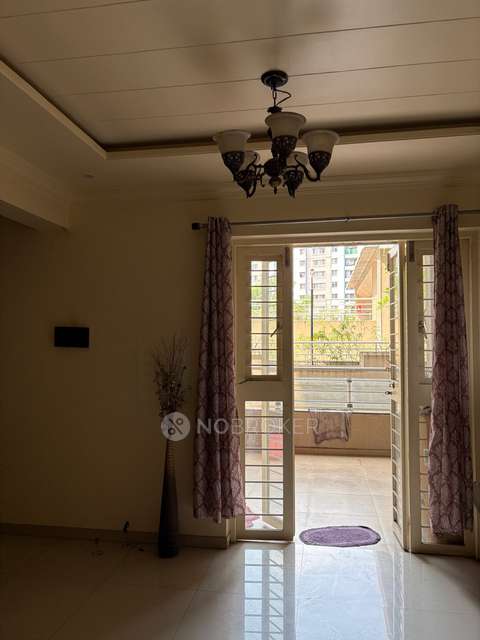Shared Room for Female In 3 BHK  In Atlanta Society In  Wakad, Pune