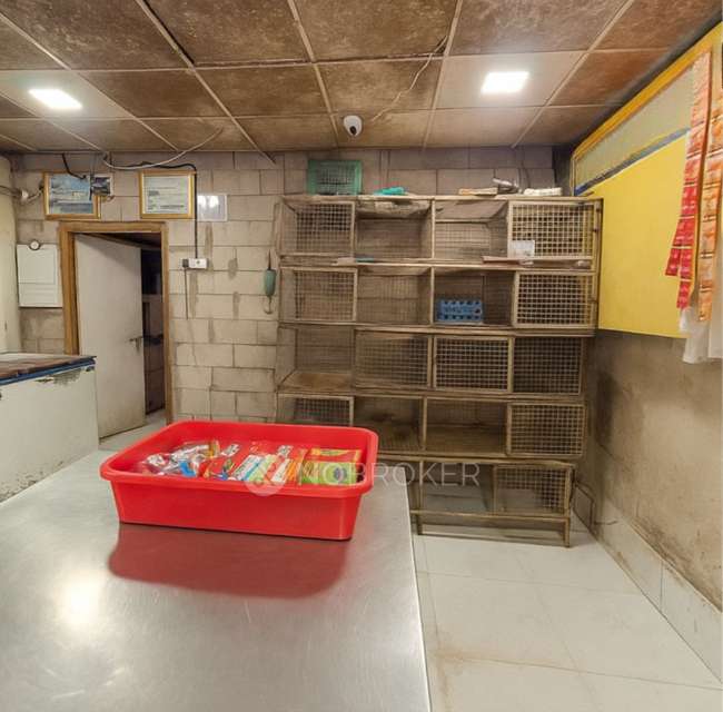 Shop in Santacruz East, Mumbai for Rent 