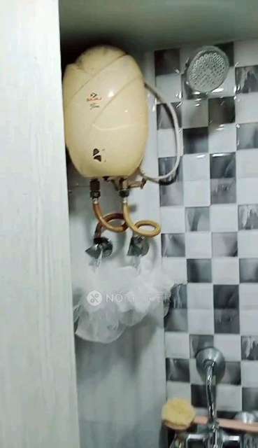 1 RK Flat In Vijaydeep Apartment For Sale  In Colaba